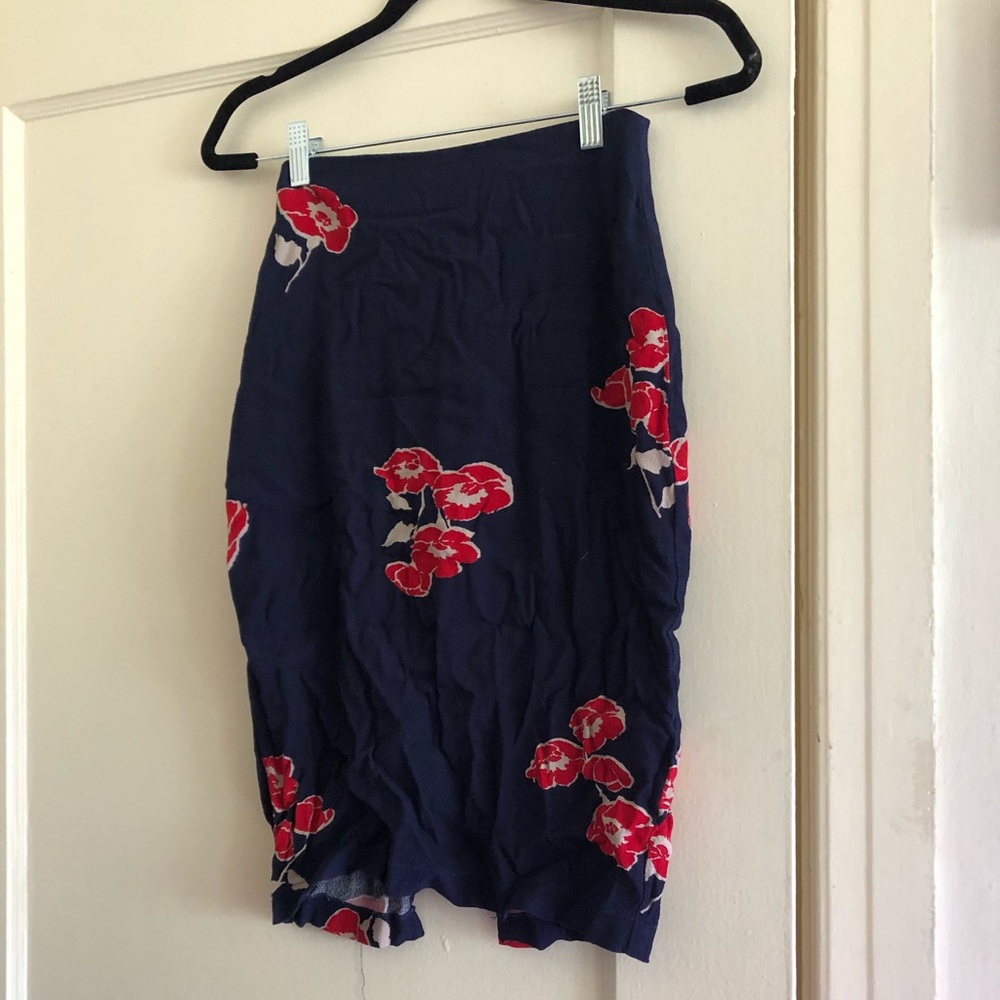 Vintage Reformation floral mini skirt *needs repair*
